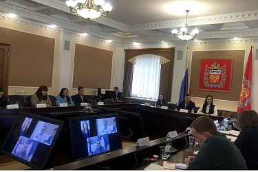 При Молодежном парламенте создадут благотворительный фонд